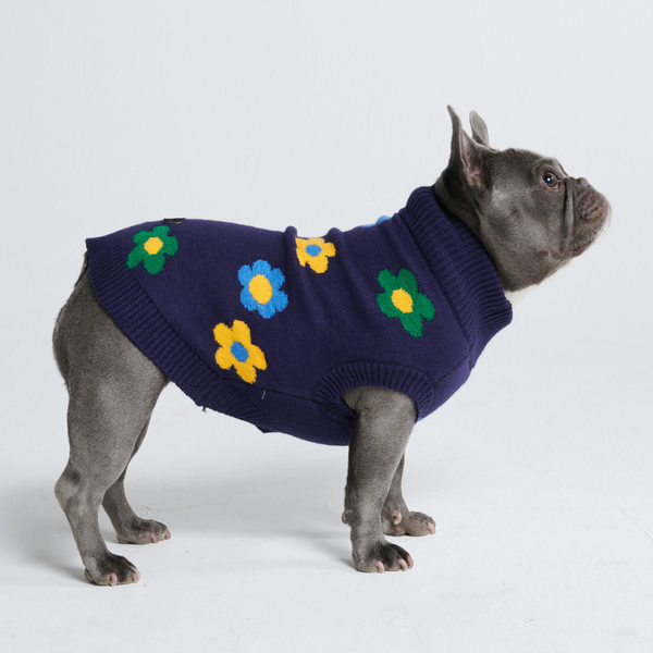 Gestrickter Hundepullover - Blaue grüne gelbe Blumen