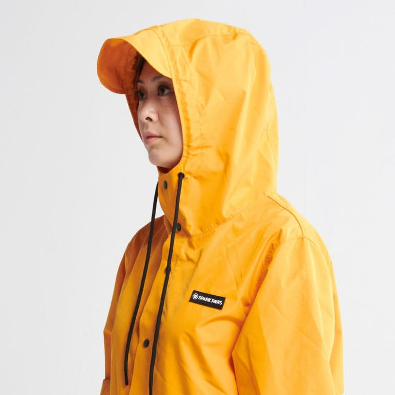 Breatheshield™ menschlicher Regenmantel – Senfgelb